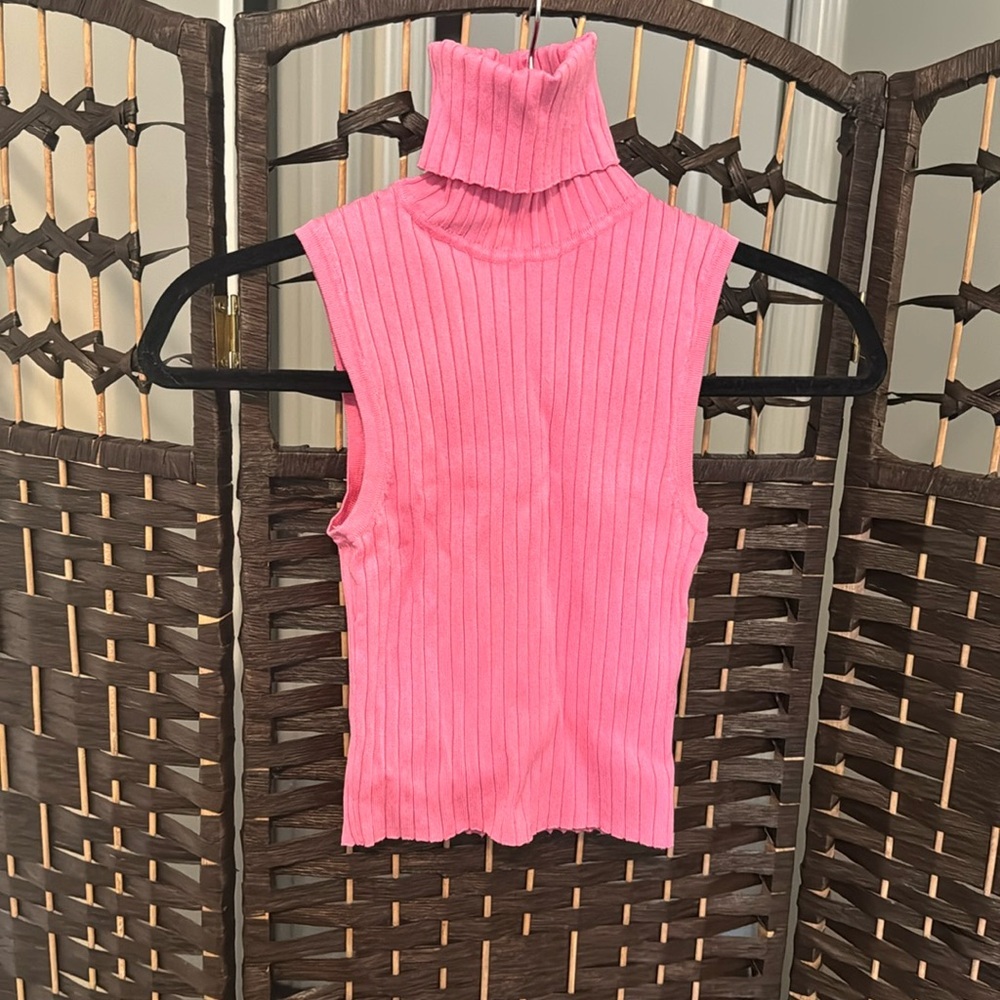 Zara turtleneck cropped pink top